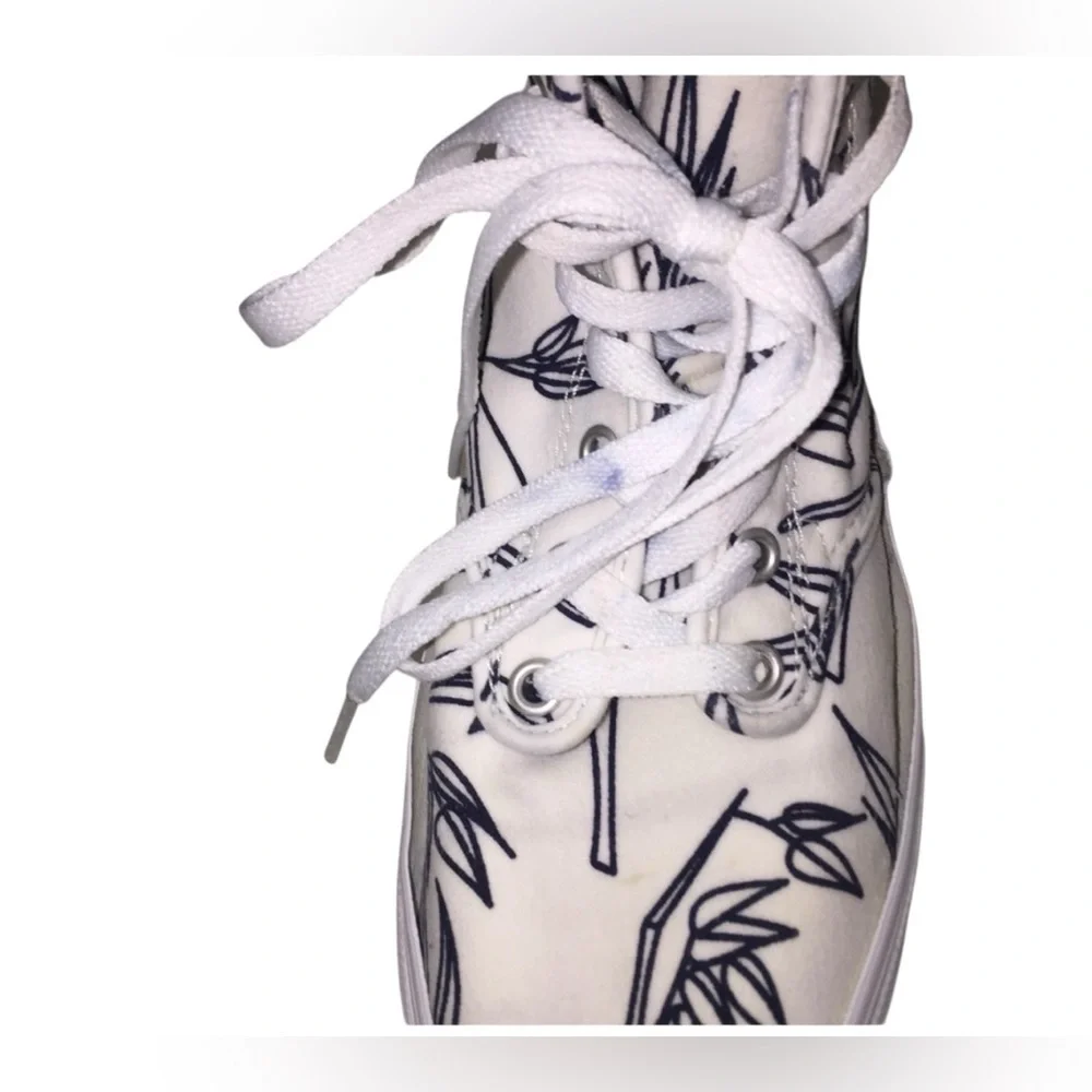 Vans  High Top Lace up with zip back canvas shoe